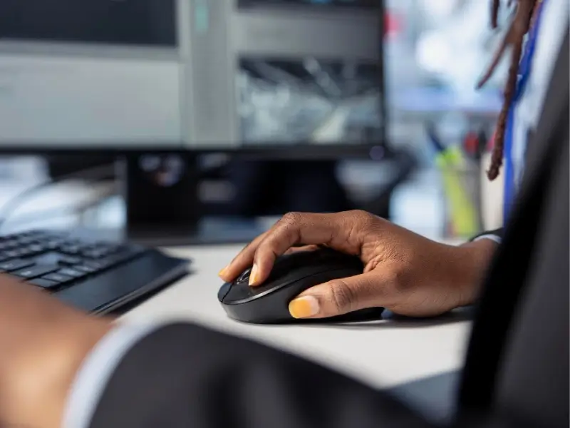 Electronic Discharge Errors Risk Patient Safety, Warns HSSIB