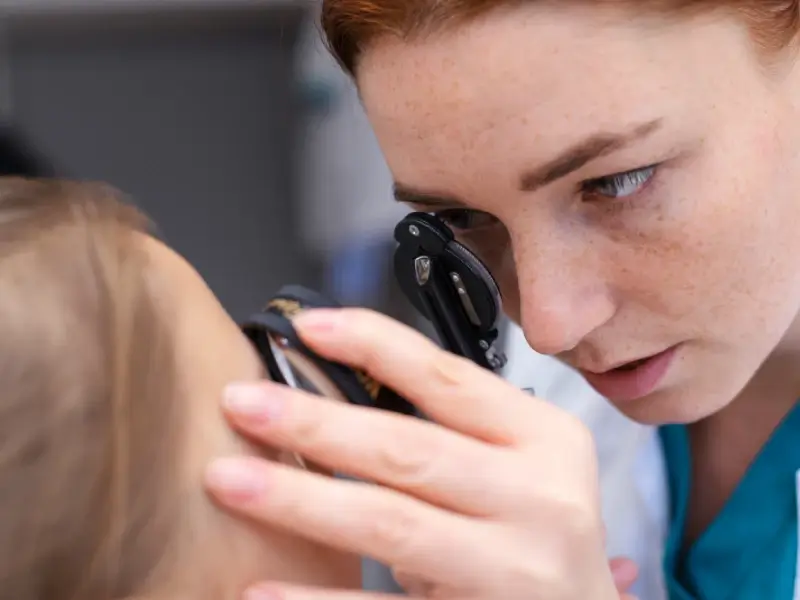 Retinal Detachment Negligence Claim | £10,000 Interim Payment